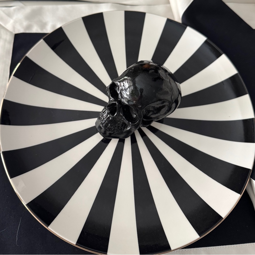 Black and White Striped Dinner Plates set of 4 with gold trim